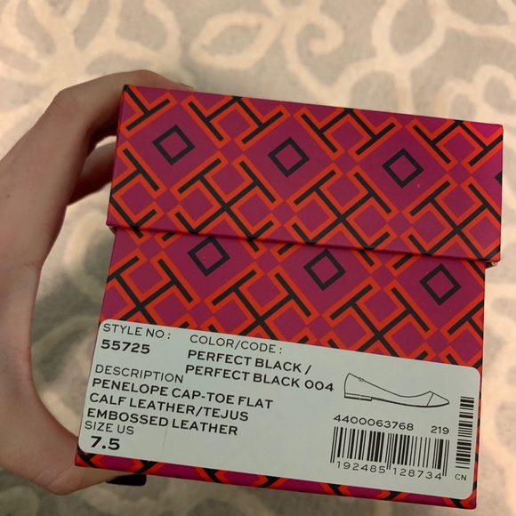 Tory Burch Pointed Flats (Black, Size 7.5) - Picture 7 of 7